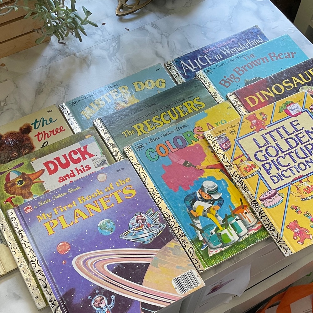 Vintage GOLDEN BOOKS - MIXED LOT